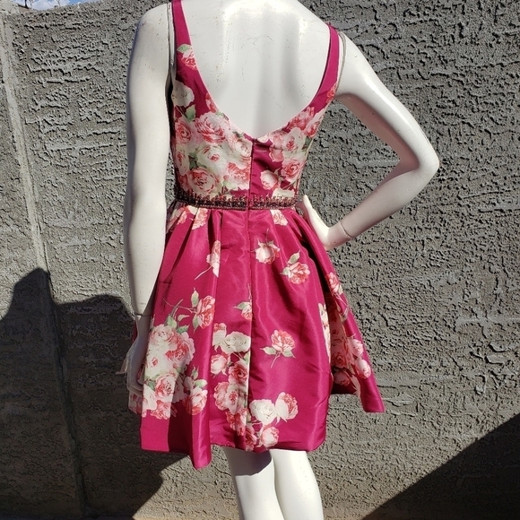 Sherri Hill 32321 Floral Print Short Dress - Picture 6 of 14